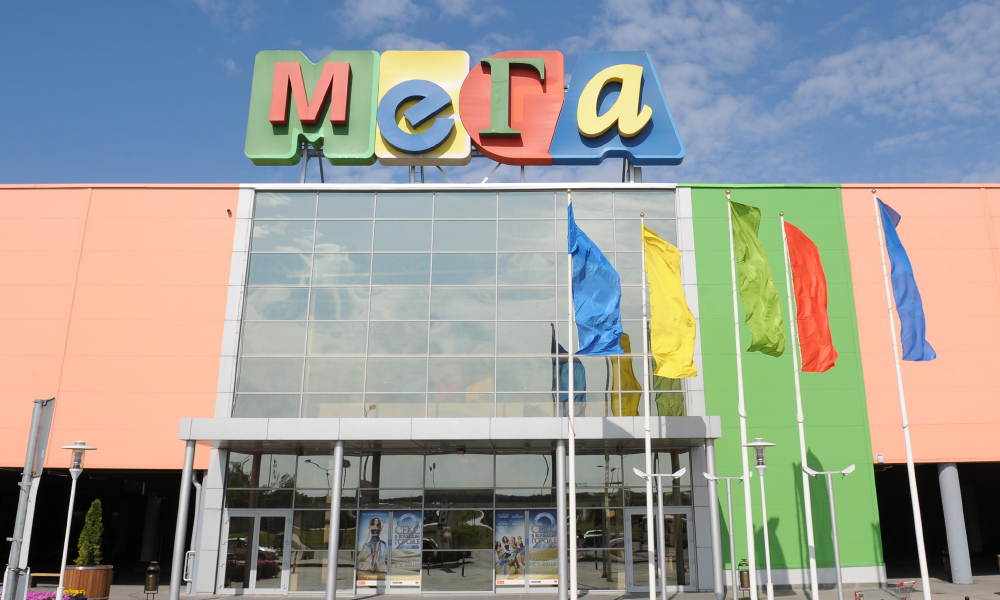 ТЦ «Мега Дыбенко» 